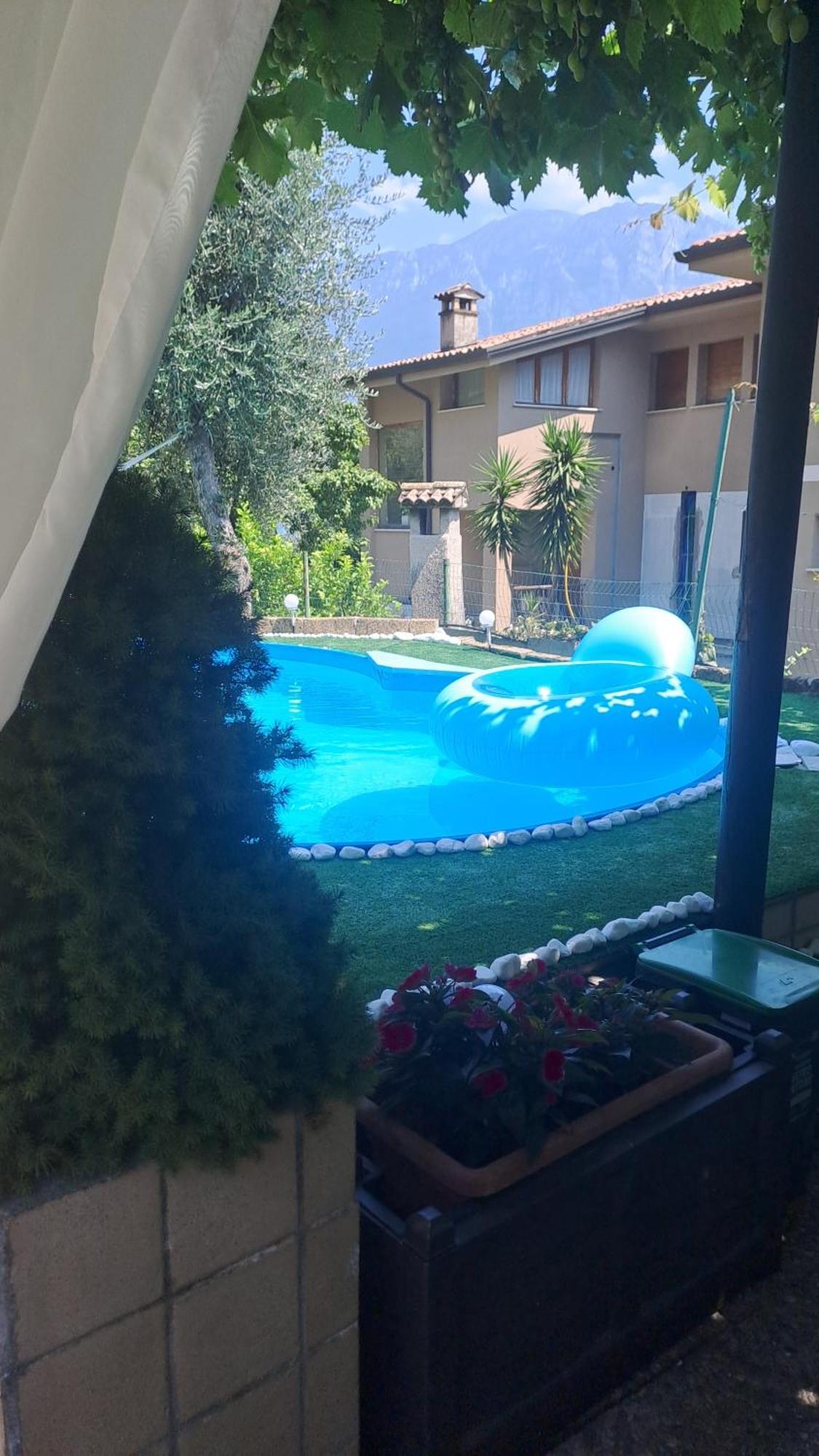 Oma Margareta Apartment Limone sul Garda Exterior foto