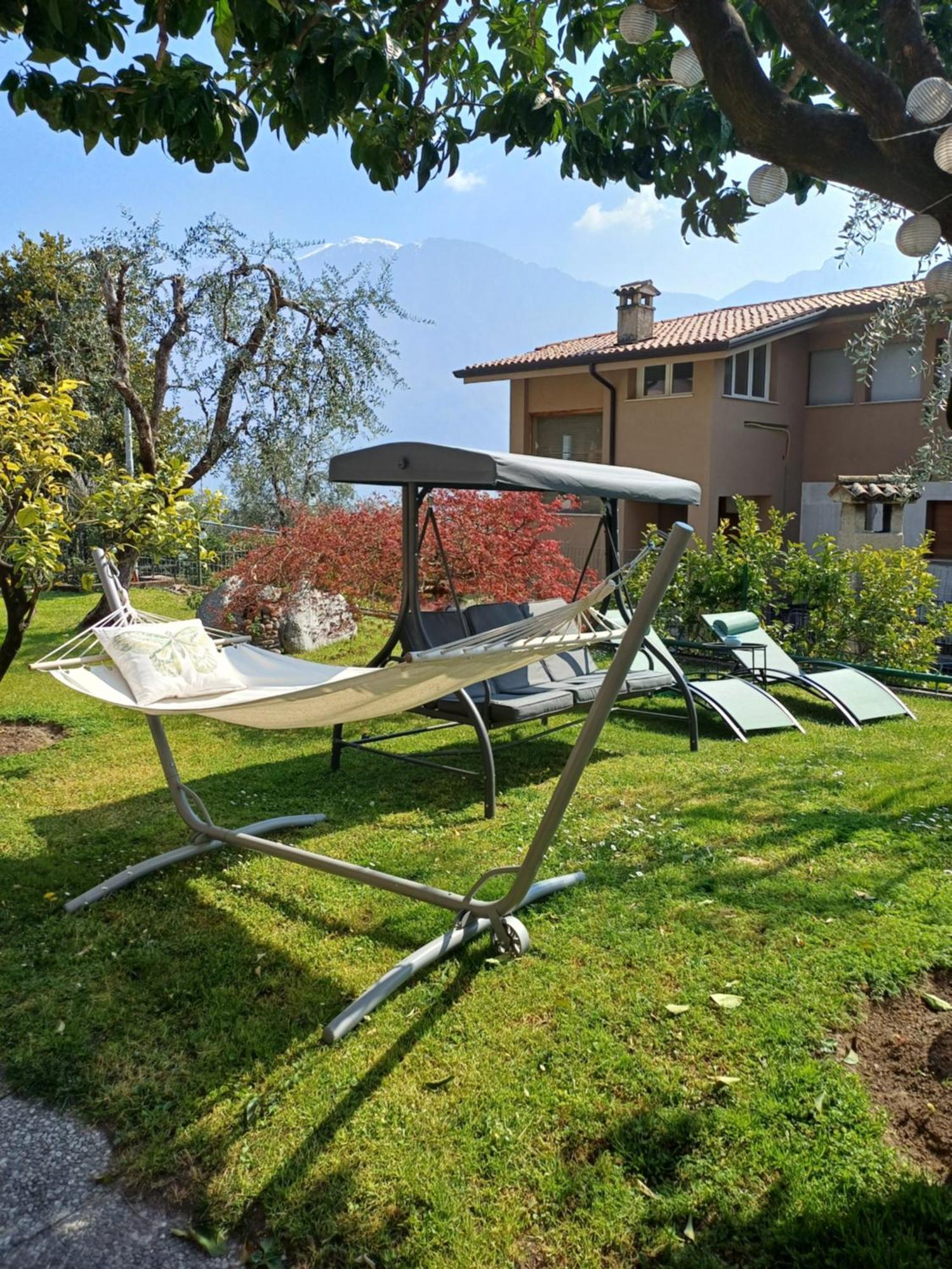 Oma Margareta Apartment Limone sul Garda Exterior foto